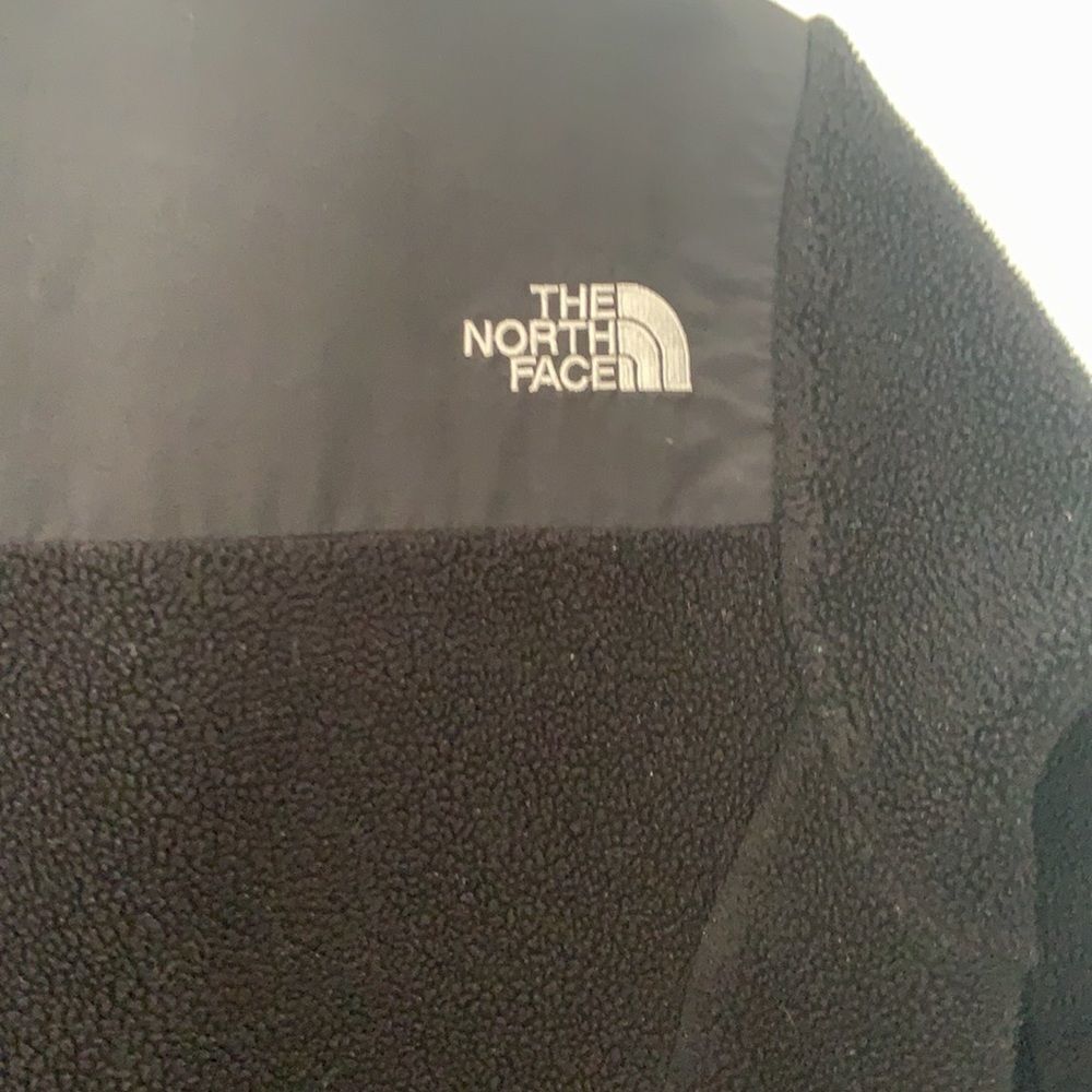 North face jacket - Picture 6 of 6